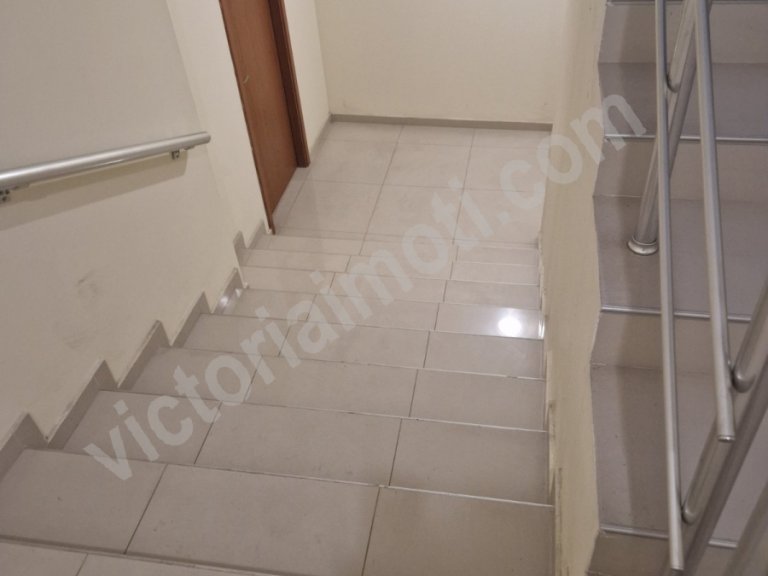 Офис за продажба Велико Търново Център - Photo 2