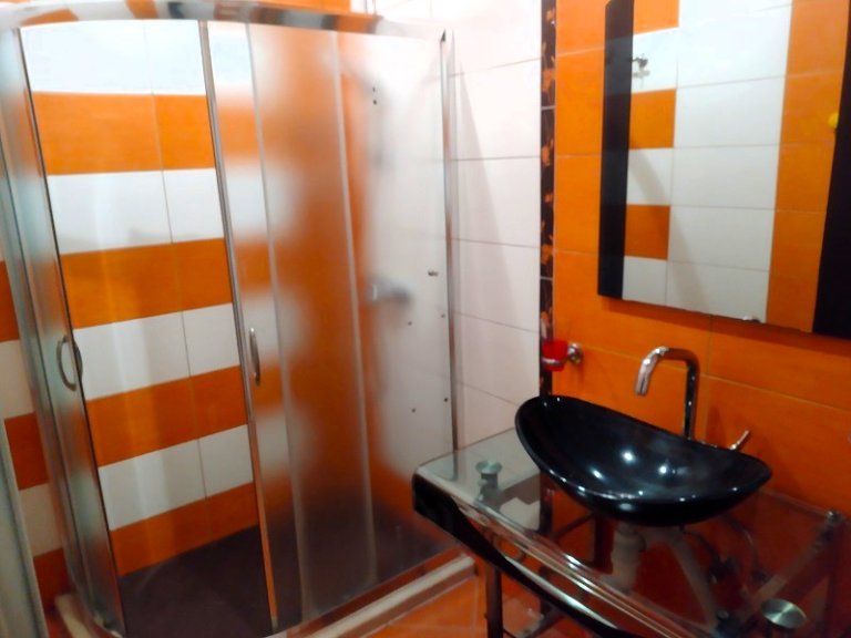 Тристаен апартамент дава под наем Варна Левски - Photo 15