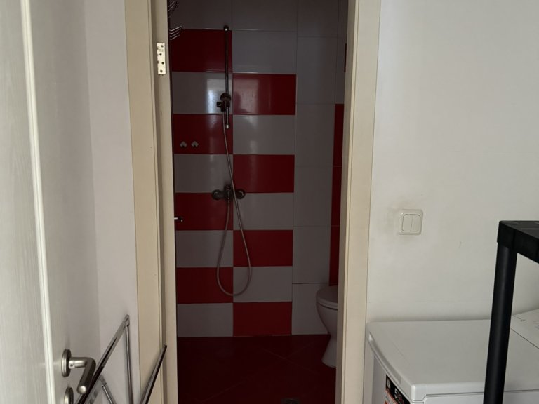 Двустаен апартамент дава под наем Пловдив Кършияка - Photo 8