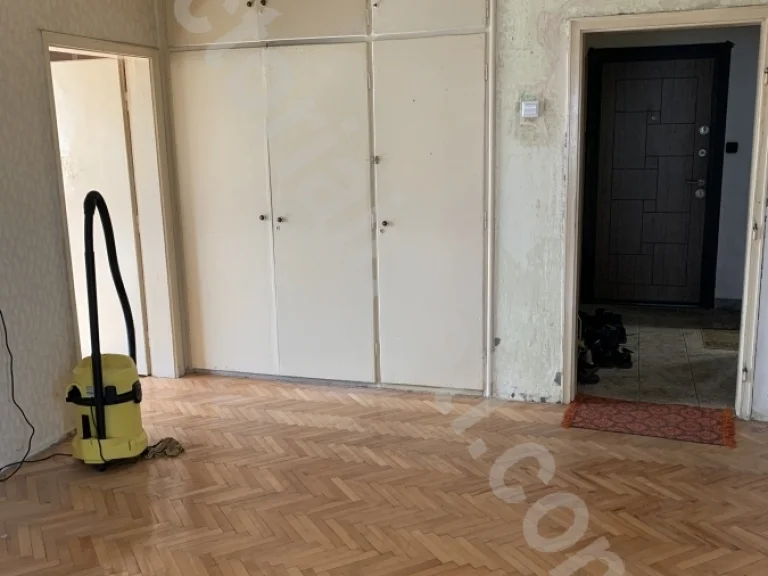 Тристаен апартамент за продажба Велико Търново Център