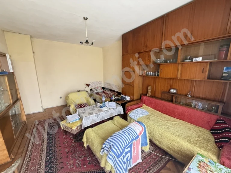 İki Artı Bir Daire satılık Veliko Tarnovo Akatsiya