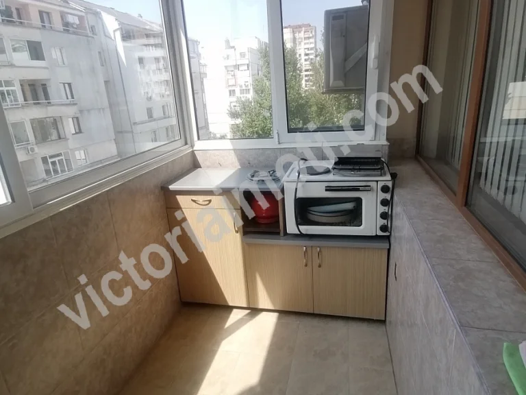 Тристаен апартамент за продажба Велико Търново Колю Фичето