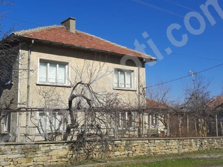 Къща за продажба Габрово област с.Буря