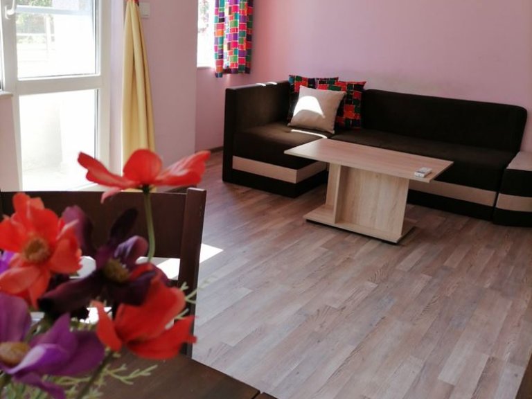 Two Room Apartment for rent Plovdiv Vastanicheski