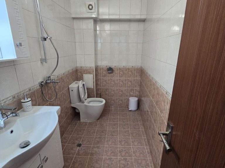 Тристаен апартамент за продажба Пловдив Кючук Париж - Photo 3