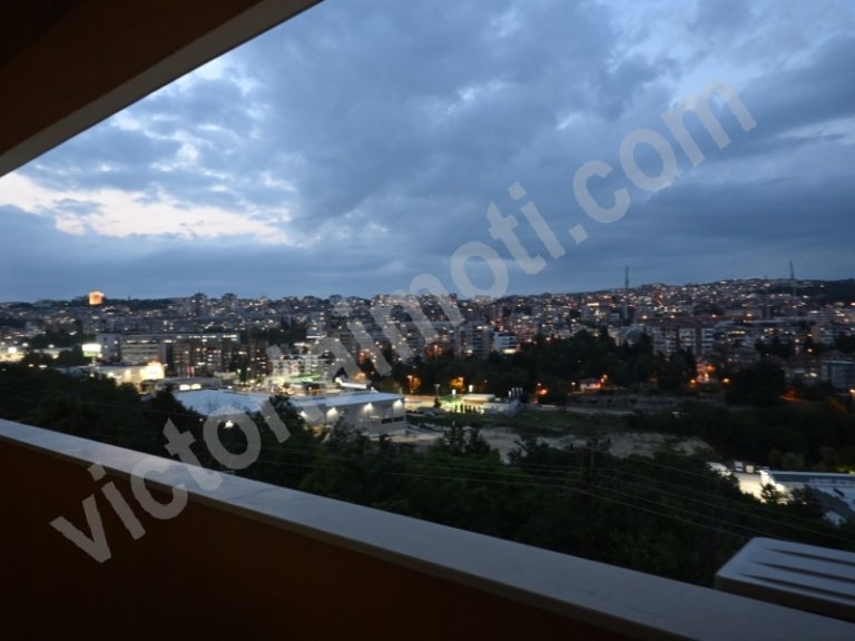Тристаен апартамент за продажба Велико Търново Широк център - Photo 3