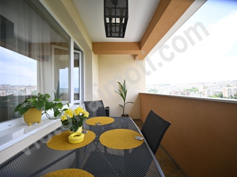 Тристаен апартамент за продажба Велико Търново Широк център - Photo 8