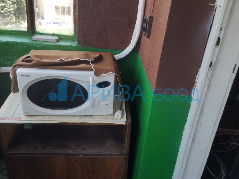 Двустаен апартамент дава под наем Хасково Център - Photo 5