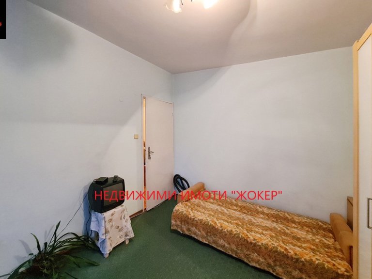 Тристаен апартамент за продажба Велико Търново Широк център - Photo 8