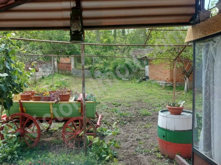 Къща за продажба Русе област с.Острица