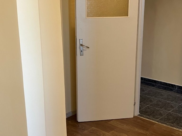 Двустаен апартамент дава под наем София Люлин 3 - Photo 7