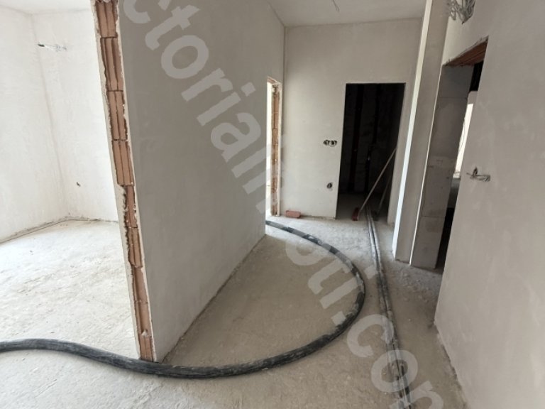 Тристаен апартамент за продажба Велико Търново Бузлуджа - Photo 2