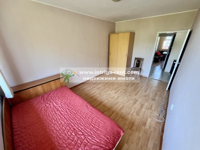Тристаен апартамент за продажба Хасково Център - Photo 9