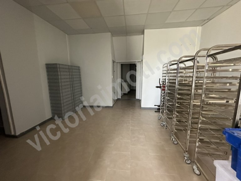 Помещение за продажба Велико Търново Център - Photo 2