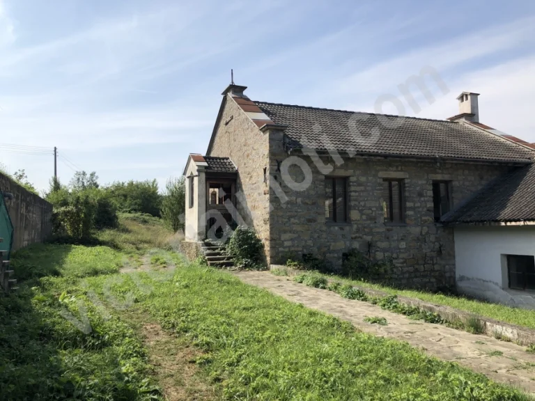 Помещение за продажба Велико Търново област с.Вонеща Вода