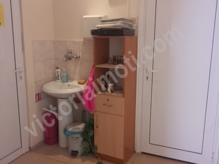 Офис за продажба Велико Търново Център - Photo 3