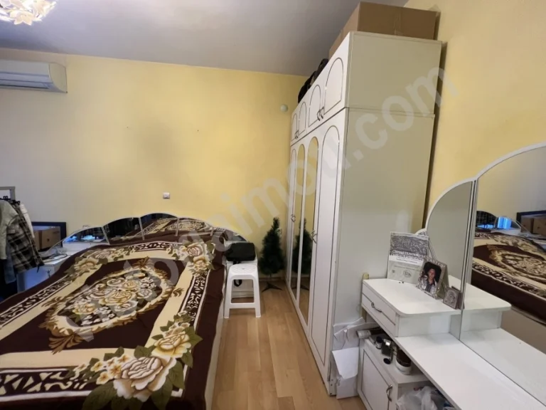 Тристаен апартамент за продажба Велико Търново Център