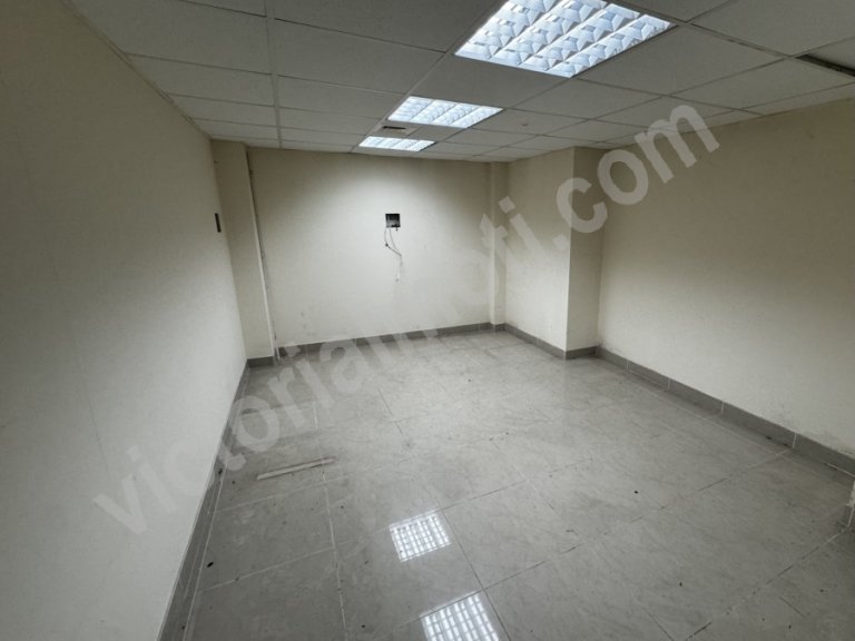 Магазин за продажба Велико Търново Център - Photo 2