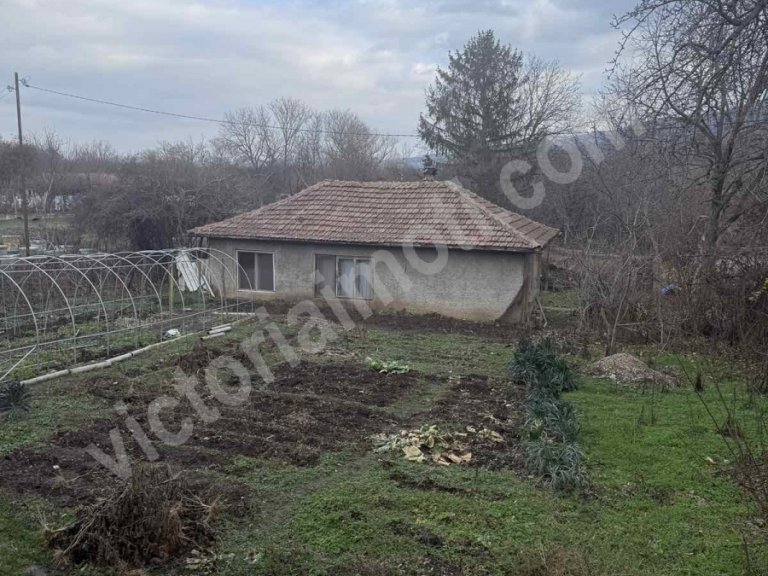 Къща за продажба Велико Търново област с.Самоводене