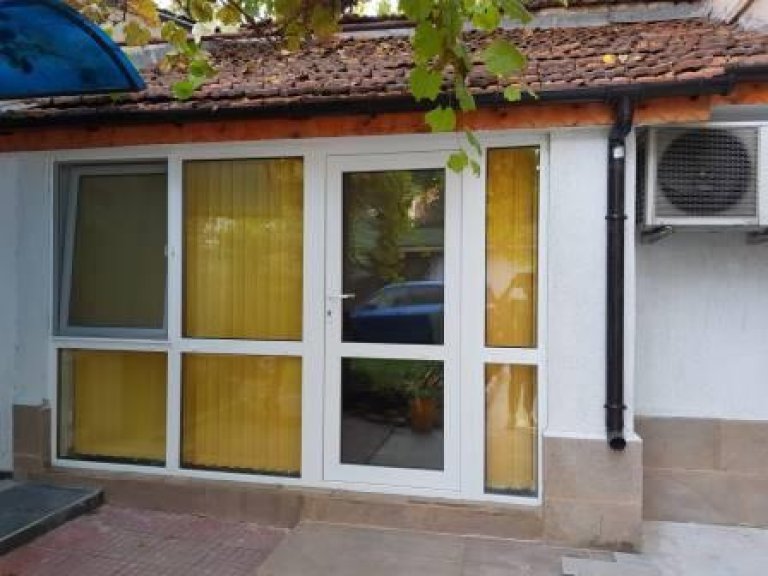 Офис дава под наем Пловдив Център - Photo 3