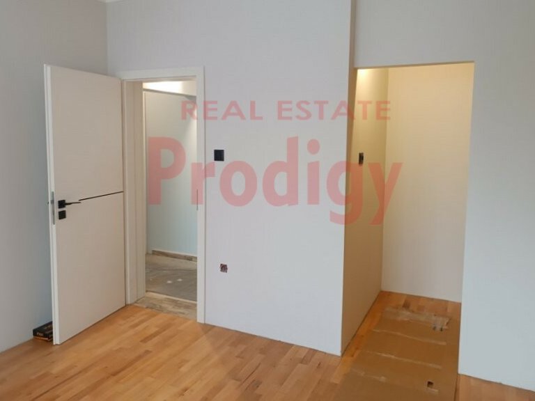 Three Room Apartment for sale Sofia Gotse Delchev - Photo 2