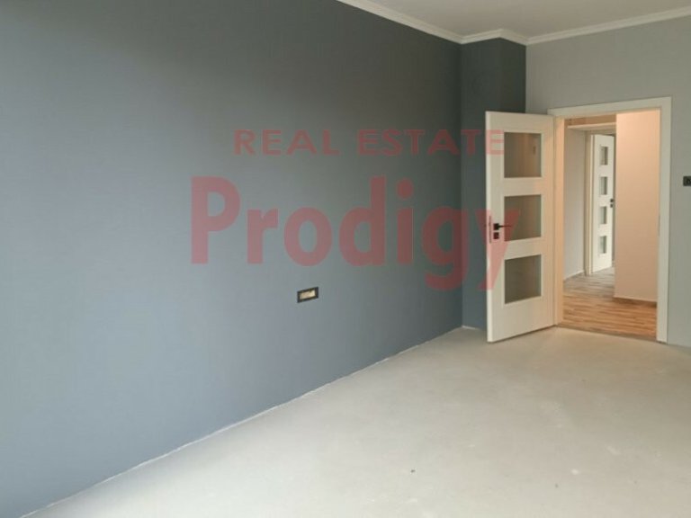 Three Room Apartment for sale Sofia Gotse Delchev - Photo 9