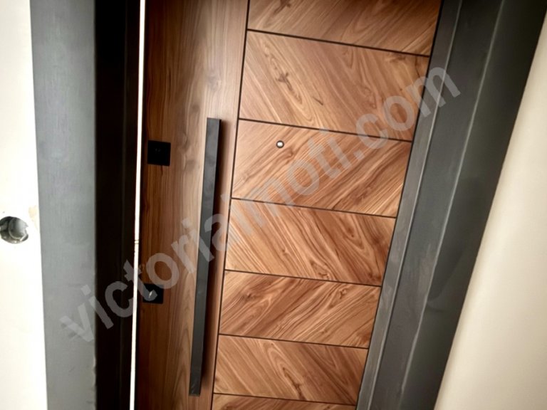 Четиристаен апартамент за продажба Велико Търново Център - Photo 2