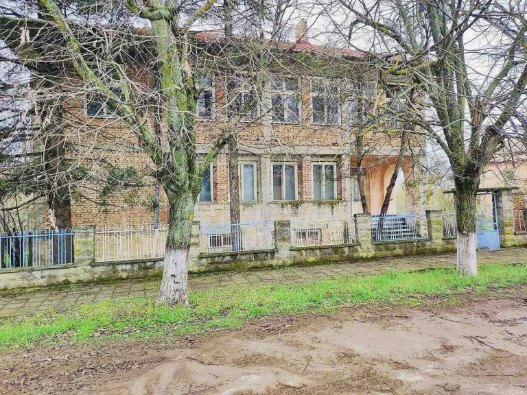 Къща за продажба Шумен област с.Сини Вир