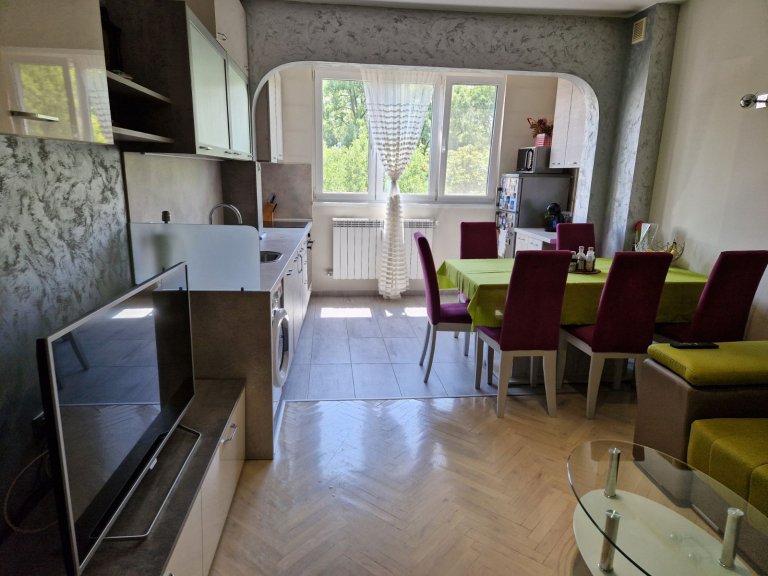 Тристаен апартамент за продажба София Красна Поляна