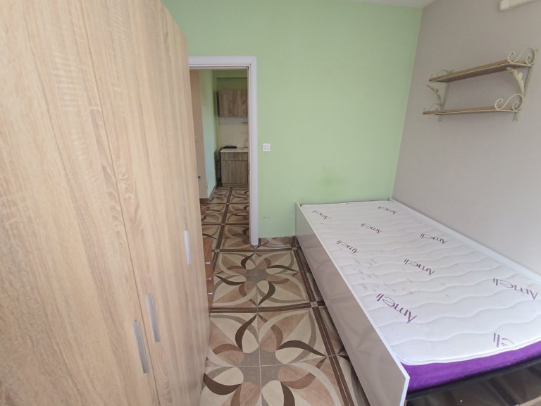 Тристаен апартамент за продажба София Редута - Photo 2