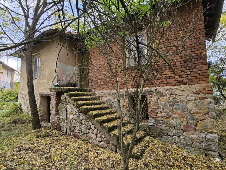 Land for sale Pernik oblast S.galabnik - Photo 3