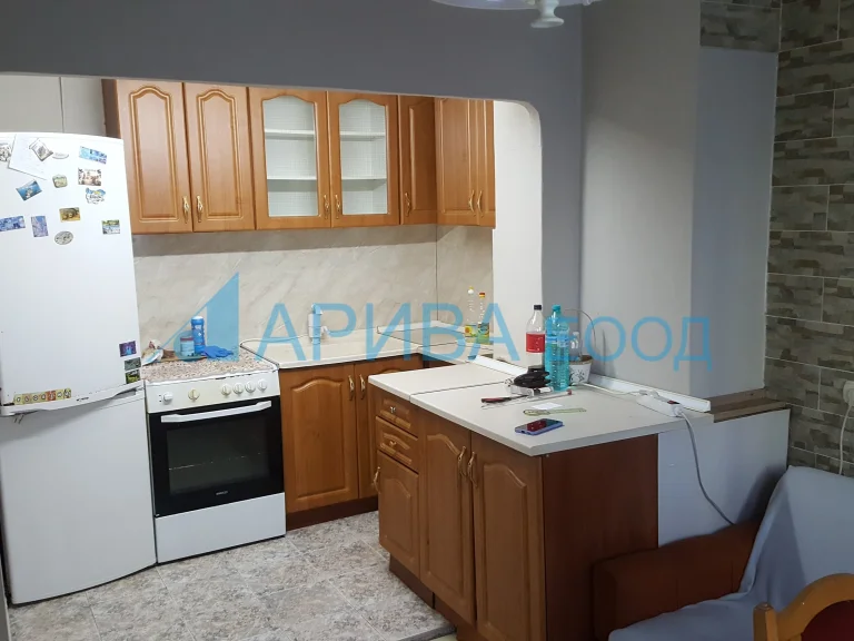 Тристаен апартамент дава под наем Хасково Бадема