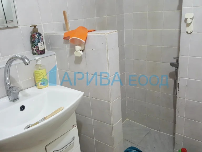 Тристаен апартамент дава под наем Хасково Бадема