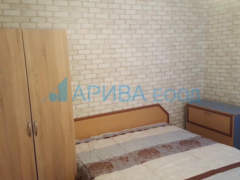 Тристаен апартамент дава под наем Хасково Бадема - Photo 8