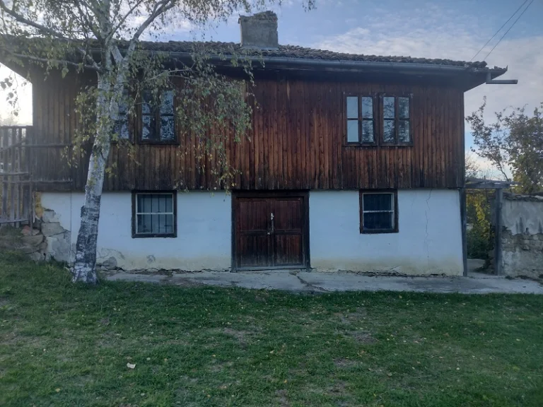 House for sale Targovishte oblast S.zvezda