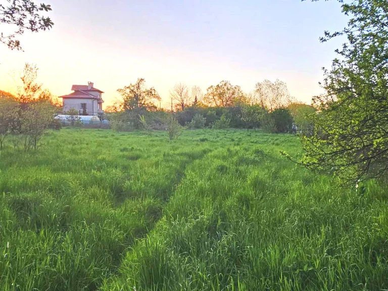 Земя за продажба Перник област с.Гълъбник