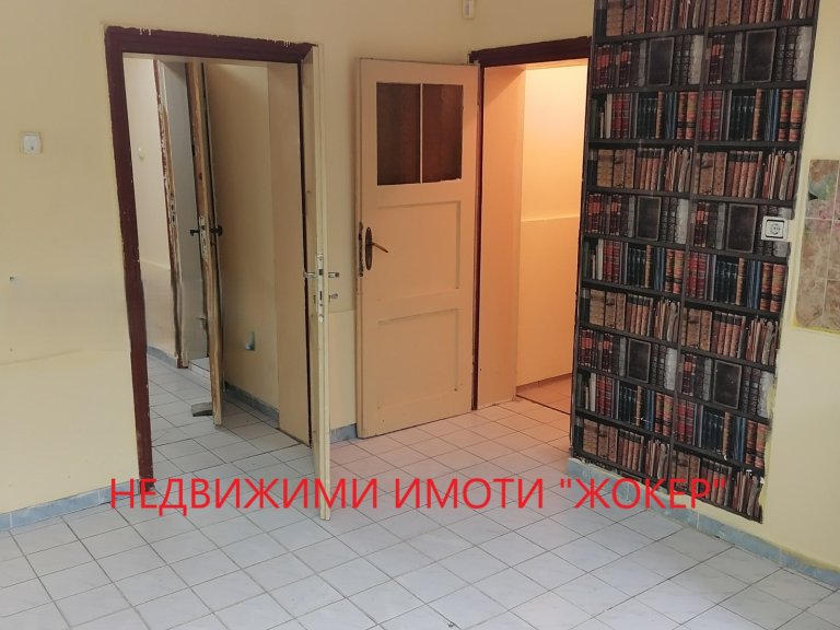 Магазин за продажба Велико Търново Център - Photo 8