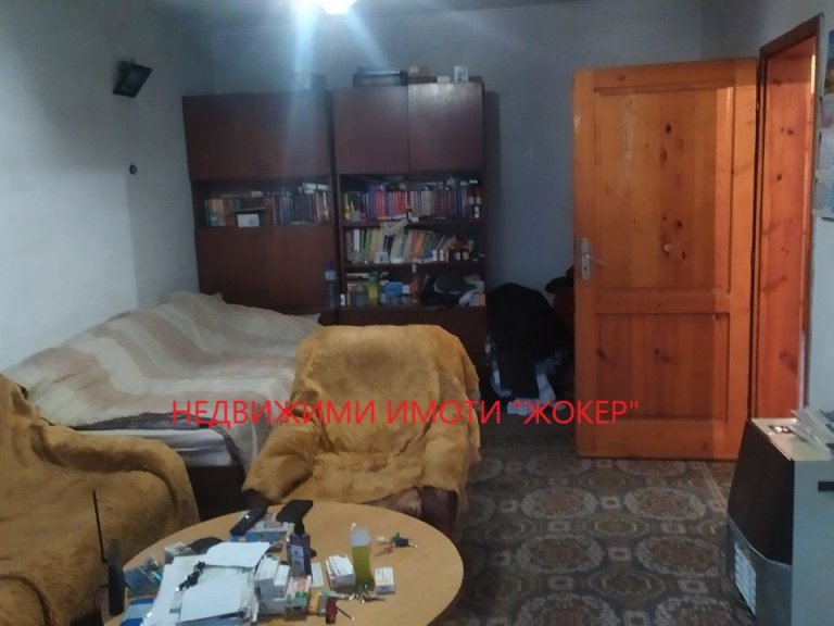 Тристаен апартамент за продажба Велико Търново Бузлуджа - Photo 3