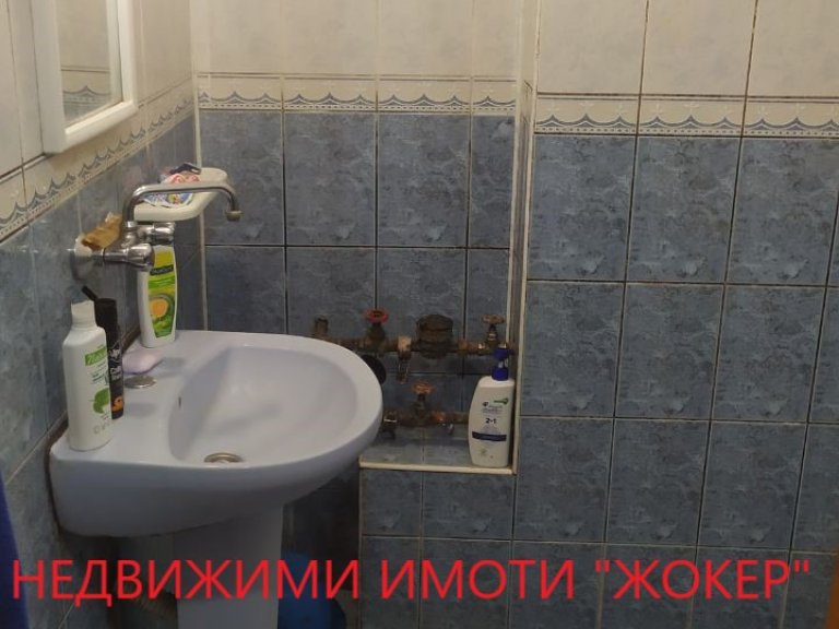 Тристаен апартамент за продажба Велико Търново Бузлуджа - Photo 8