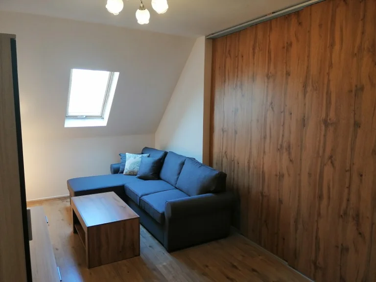 Многостаен апартамент дава под наем Варна Колхозен Пазар