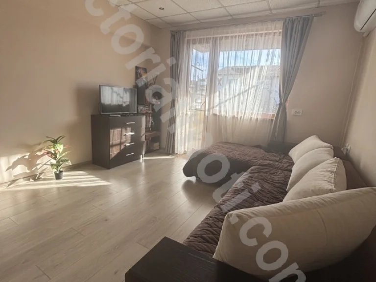 Тристаен апартамент за продажба Велико Търново Център