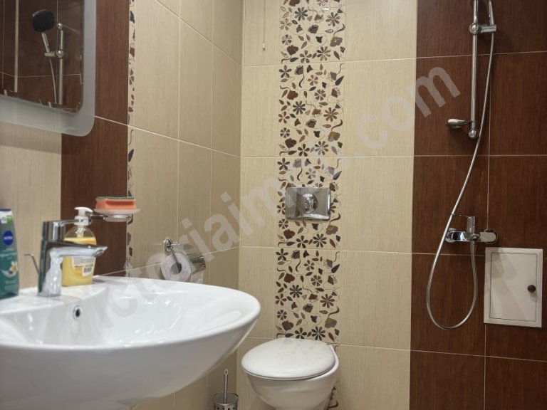 Тристаен апартамент за продажба Велико Търново Център - Photo 8