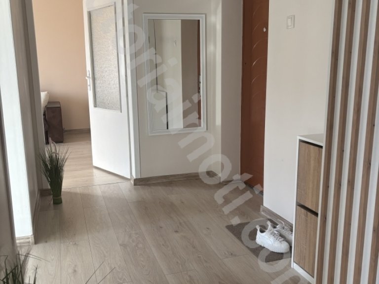 Тристаен апартамент за продажба Велико Търново Център - Photo 9