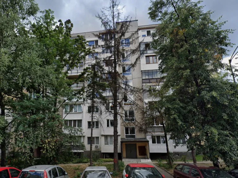 Тристаен апартамент за продажба София Младост 2