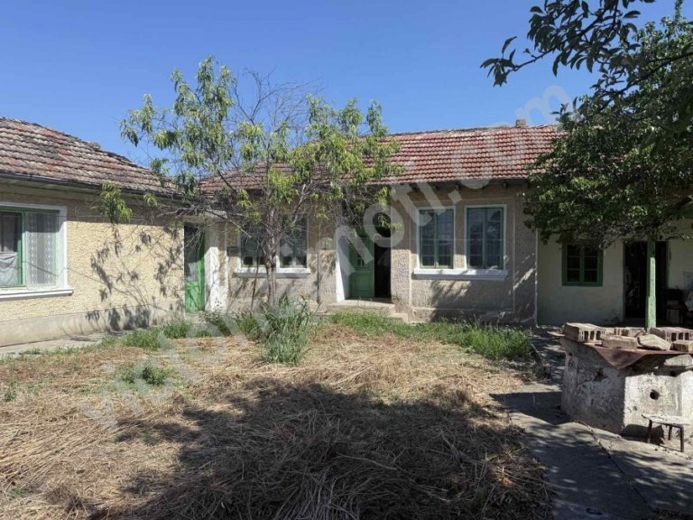 Къща за продажба Велико Търново област с.Ресен