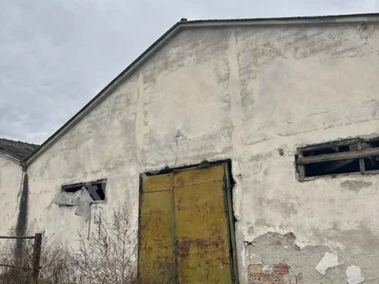 Склад за продажба Велико Търново област с.Шемшево