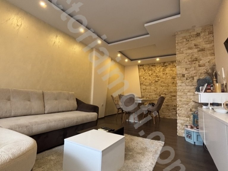 Двустаен апартамент за продажба Велико Търново Колю Фичето