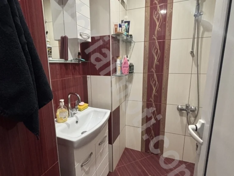 Двустаен апартамент за продажба Велико Търново Колю Фичето