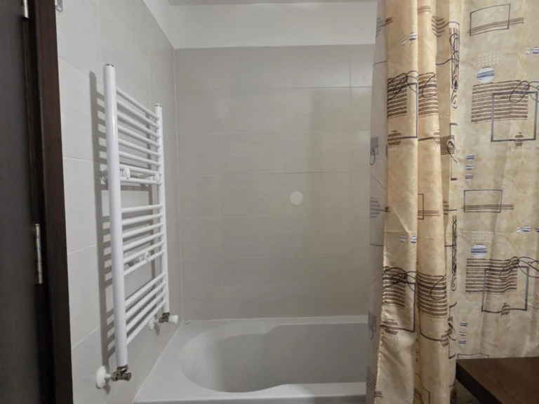 Двустаен апартамент дава под наем Благоевград област гр.Банско