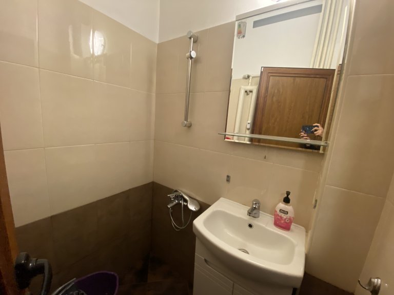 Тристаен апартамент дава под наем София Център - Photo 8